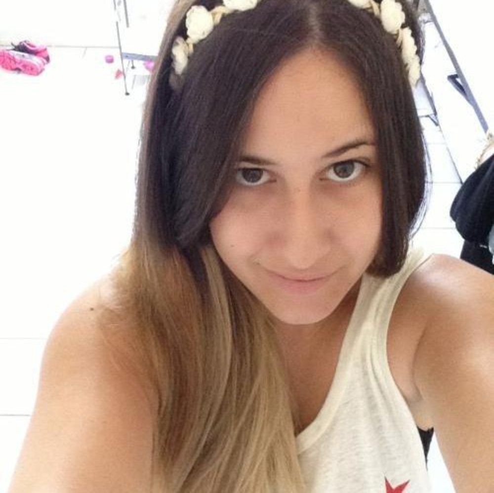 Meet your Posher, Pili